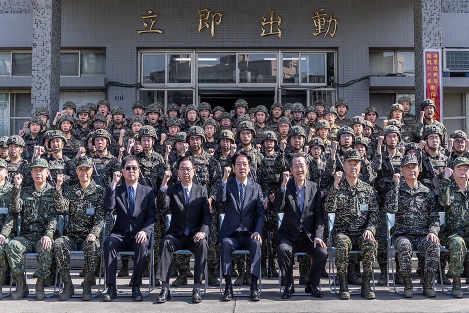國軍四月一日起加薪 基層作戰部隊每月最多增1.2萬元