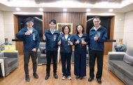 高雄市政府新任首長拜會議長康裕成，康議長表達高度期許