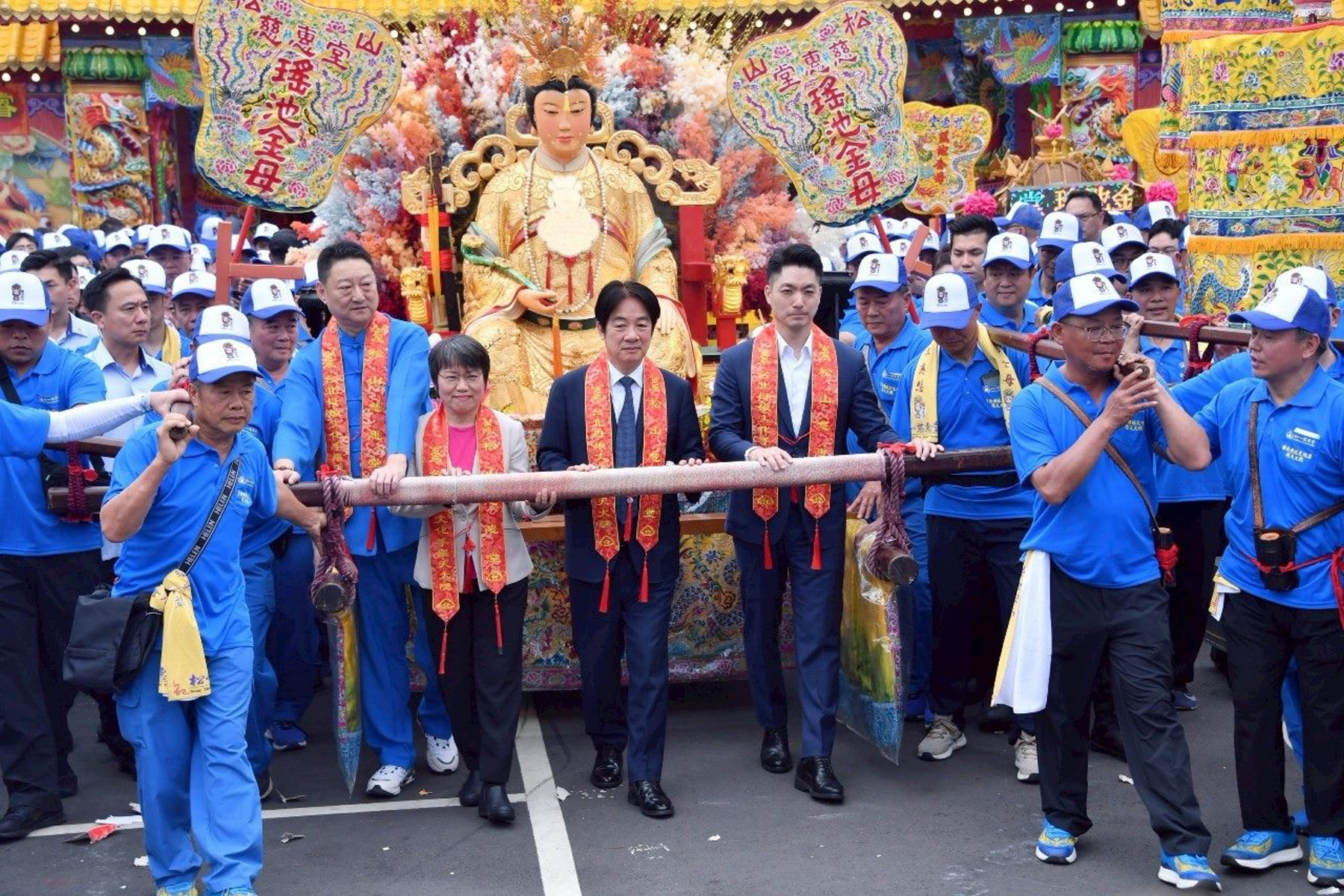 台北母娘文化季遶境起駕 賴清德和、蔣萬安參與扶轎