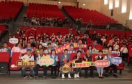 鍾東錦表揚全國學生舞蹈、音樂、鄉土歌謠比賽績優團隊和選手