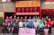 受校長辦學感動 蟠桃福德祠捐資百萬助頭份國中