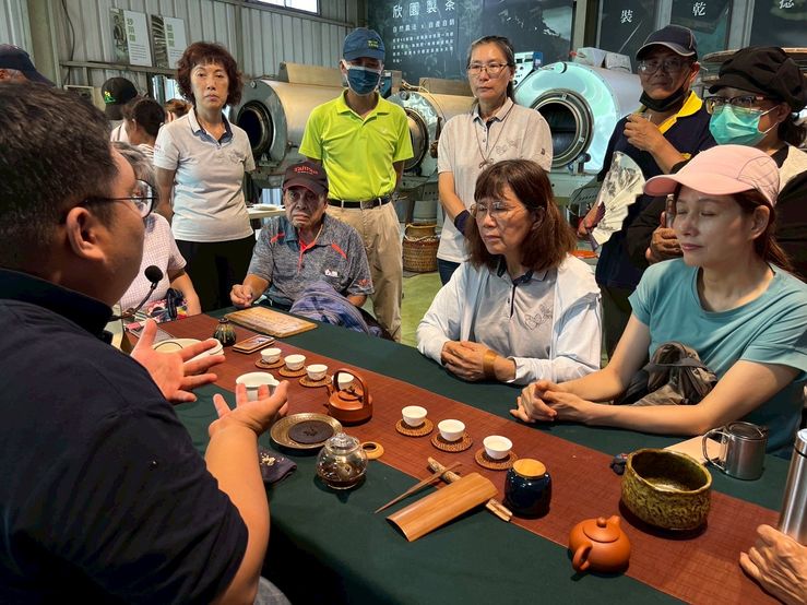 茂管處欣園茶廠辦導覽員培訓 深化山茶環教內涵