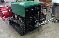 高雄農改場研發自動化割草機 確保作業安全
