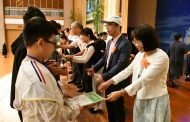 慈濟頒新芽獎學金 台中1788位學子獲獎受鼓勵