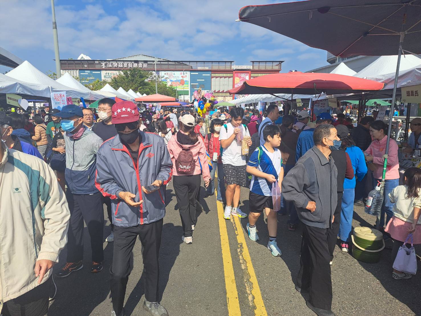 大寮紅豆花田季魅力十足 農特產品買氣強強滾