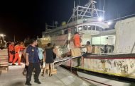 海巡尋蹤覓跡攔1車破3船 一舉查獲市值逾一億私菸