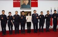 邱俐俐表揚績優政風、民防人員及為民服務績優警員