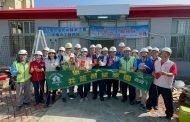 做工行善團婦女節前進北門修繕 市長夫人贈紅包慰問