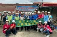南市「做工行善團」清明連假不打烊 志工齊力修繕助弱勢