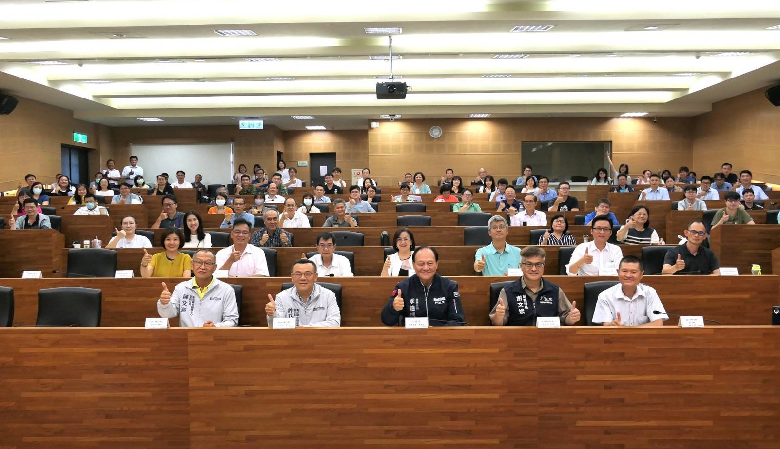 打造「橡皮球」般韌性台灣　季連成政委南服中心談防災整備與應變