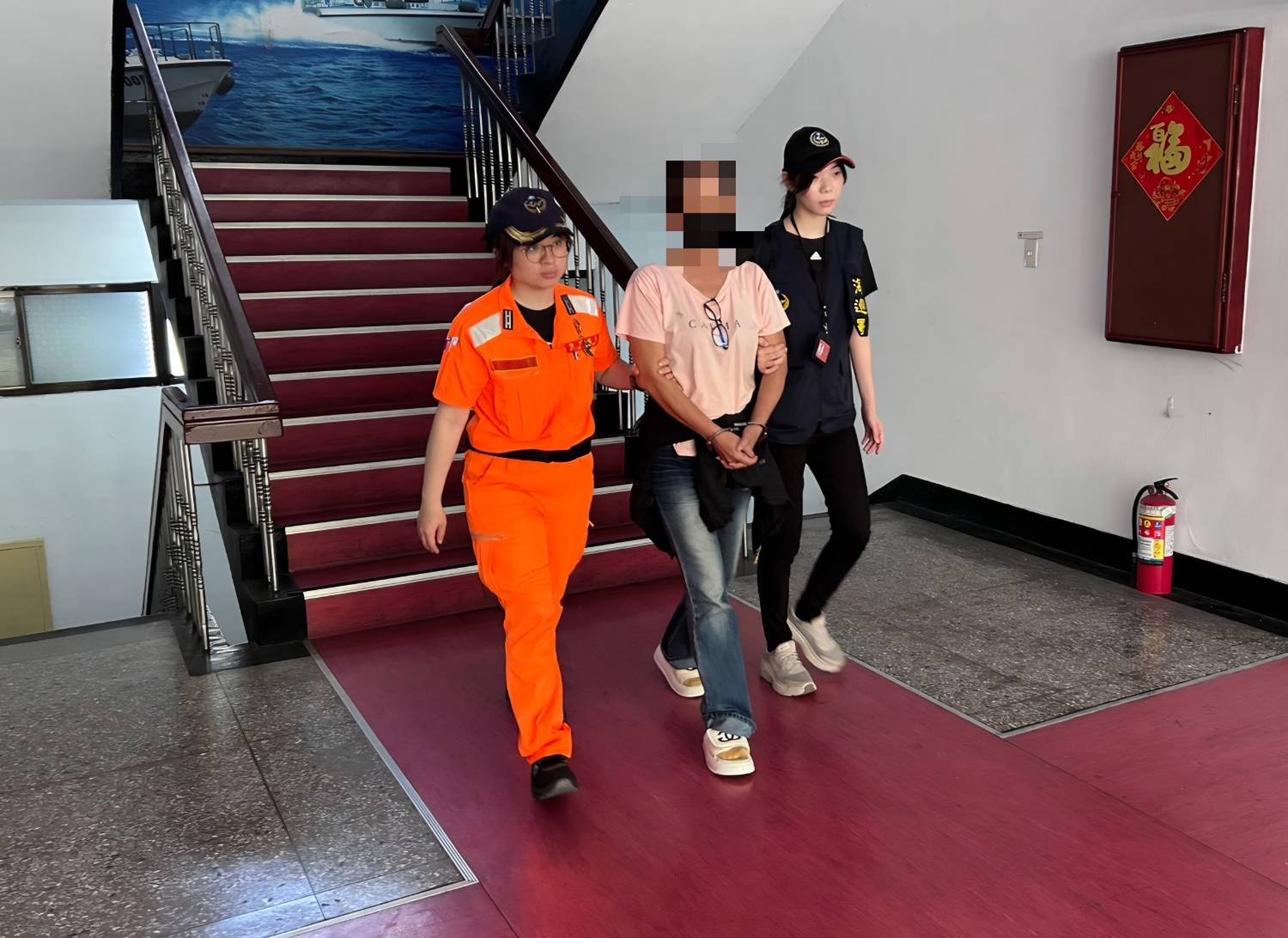 通緝犯欲搭乘澎湖輪 遭海巡嚴查緝捕歸案