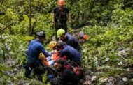 蝴蝶谷步道落石砸中登山團 4死1傷