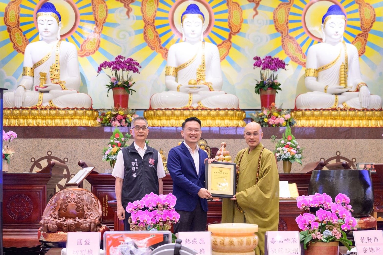佛教蓮社捐贈治安量能設備 提升桃警執勤效能