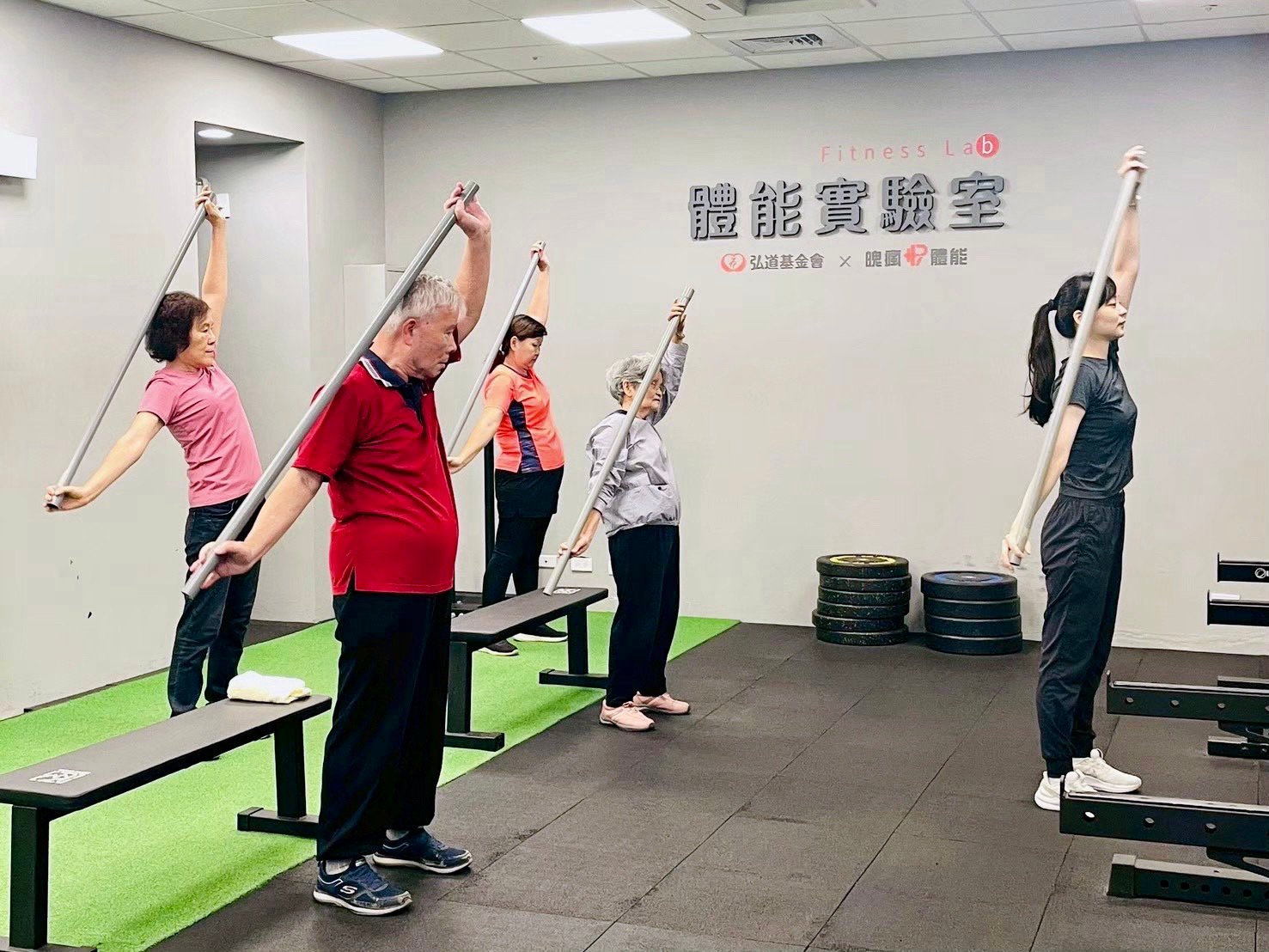 快走、慢跑也沒用！弘道調查逾3成長輩潛藏肌少症風險